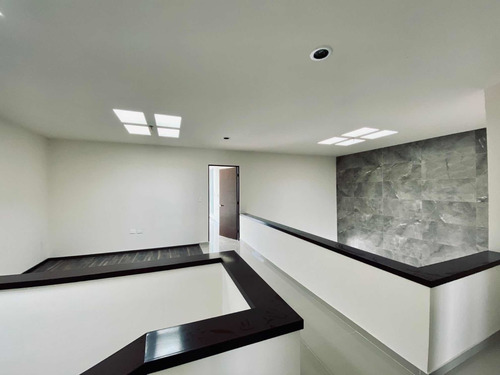 Imagen 14 de 14 de 3 Recámaras Con Vestidor Y Baños Completos En Cada Recamara