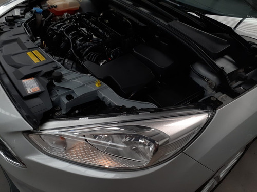 Imagen 11 de 14 de Ford Focus 1.6 S 4p Pb
