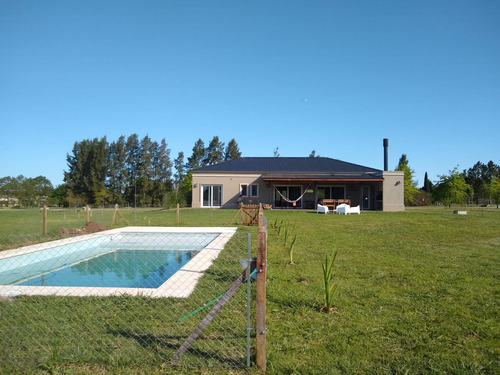 Alquiler Temporario, Casa En Barrio Cerrado