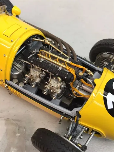Exoto Ferrari Tipo 500 F2 Long Nose 1953 1/18 - Limitada Exoto Ferrari Tipo 500 F2 Long Nose 1953 1/18 - Limitada