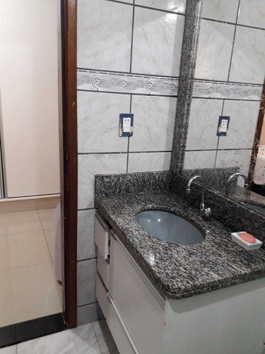 Imagem 4 de 7 de Casa - Padrão, Para Venda Em Uberlândia/mg - 1001811