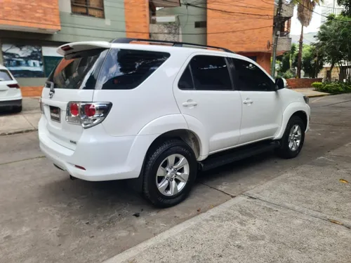 Toyota Fortuner 2.7l 4x2