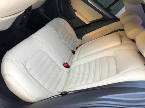 Imagem 12 de 13 de Volkswagen Jetta 2011 2.0 Tsi Highline 4p