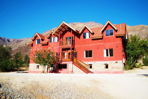 Gran Complejo Turistico 7 Cabañas, Casona Evento, Piscinas