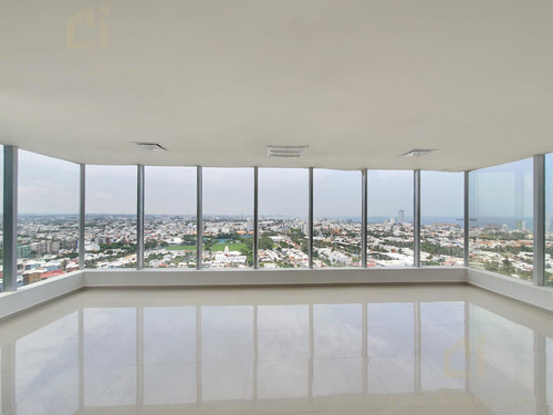Oficina En Venta En Veracruz, En Torre 1519 Piso 9, Climatizada, 6 Cajones De Estacionamiento