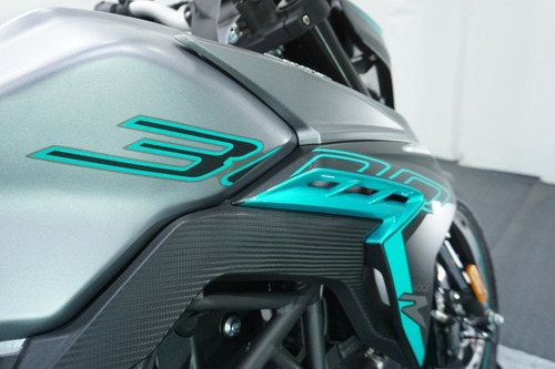 Imagen 10 de 22 de Voge 300 R Moto Naked 0km 2023 Frenos Abs Y Tablero Digital