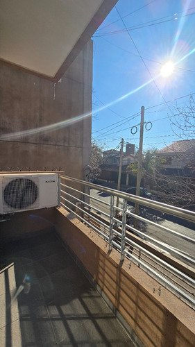 Departamento 2 Ambientes Con Cochera- Alquiler- Castelar