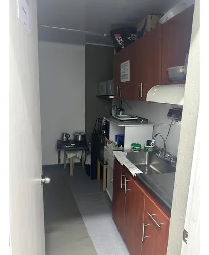 Vendo Bodega En Las Ferias, 562,50 Mts2. 3 Pisos. Bogotá.