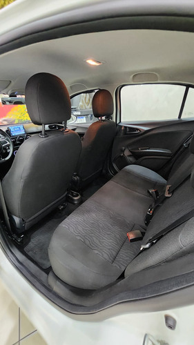 Fiat Cronos 1.3 Drive Flex 4p