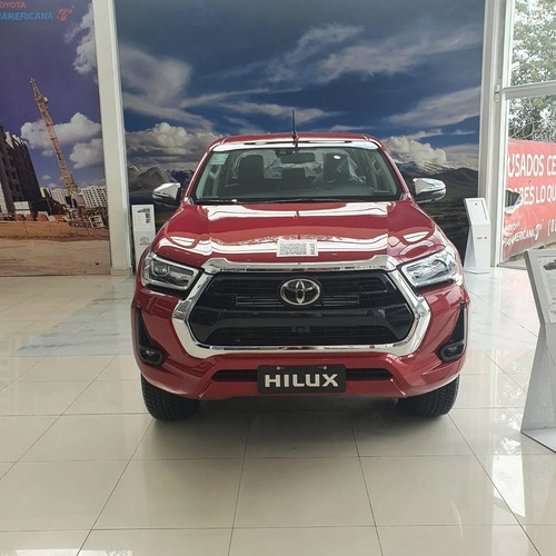 Imagen 13 de 15 de Hilux 4x4 Dc Srv 2.8 Tdi Mt 22 - Pronto A Llegar