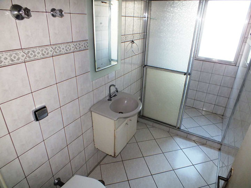 Apartamento Com 2 Dorms, Itararé, São Vicente - R$ 300 Mil, Cod: 1378 - V1378