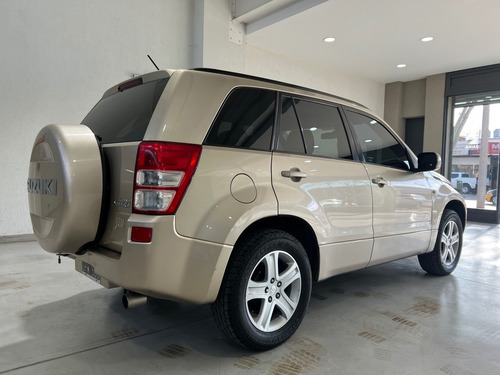 Imagen 3 de 8 de Suzuki Grand Vitara Jiii 2.0 5ptas Impecable