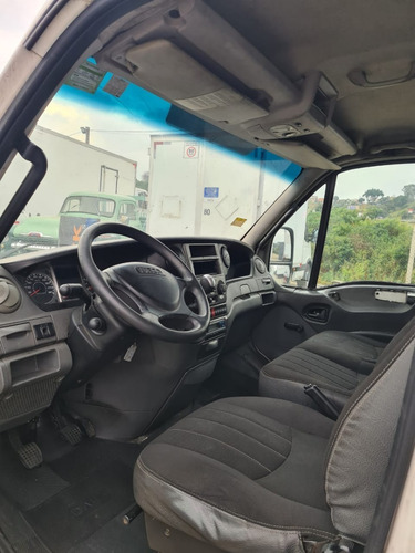 Imagem 5 de 8 de Iveco Daily 35s14 Ano 2013 Bau 3,50ms Unico Dono