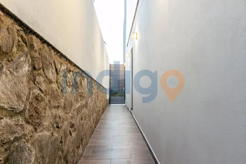 Casa En Venta En El Nuevo Refugio, Finos Acabados Y Distribución.