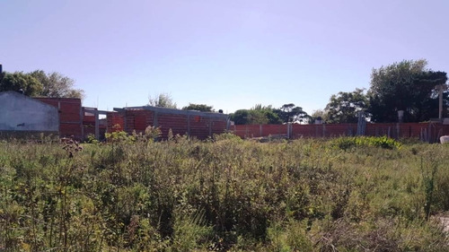 Imagen 10 de 12 de Venta De Lote Sobre Av. Naval
