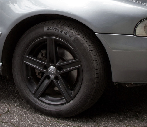 Audi A4 2.8 V6 - Raridade Linda