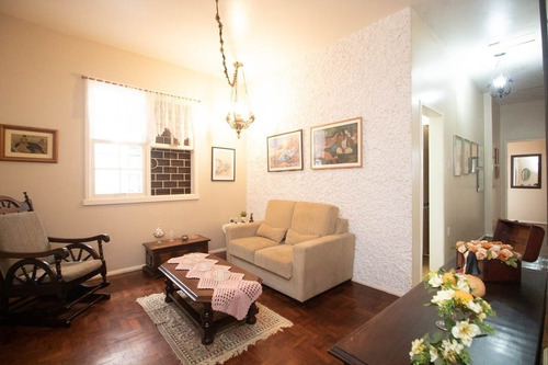 Casa Em Santa Tereza Com 3 Dormitórios - Ot7664