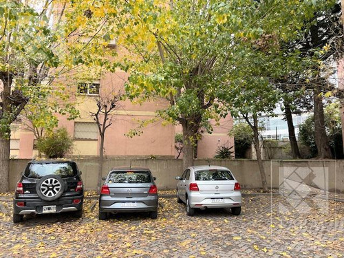 Departamento Venta Centro, 3 Dormitorios Y Baño