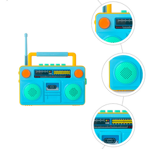 Radio De Dibujos Animados Inclinada A Máquina Con Forma De M