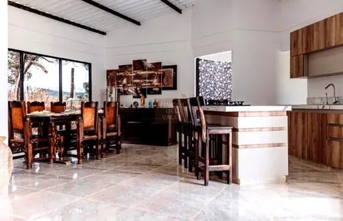 Pavas, 2.300 M2, Finca En Venta
