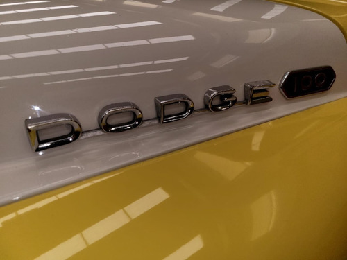 Imagen 13 de 18 de Dodge 100