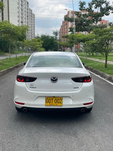 Mazda 3 2.0 Touring