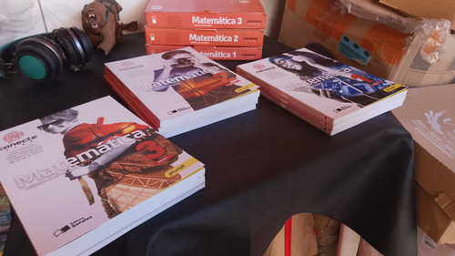 Coleção Conecte Live Matemática 1,2,3 - Gelson Iezzi, Osvaldo, Davi, Roberto, Nilze. - Saraiva - 3ª Edição.
