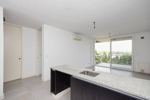 Imagen 9 de 27 de Divino 2 Amb Con Balcón Terraza, Parrilla Y Espectacular Vista Al Lago Central De Nordelta