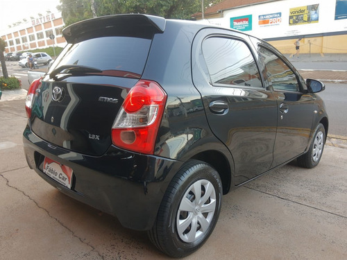 Toyota Etios Hatch 1.3 16v 4p Flex X