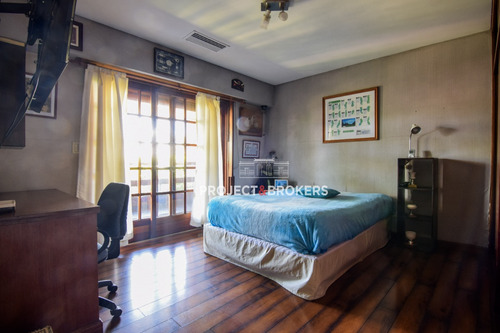 Espectacular Casa En Castelar Norte