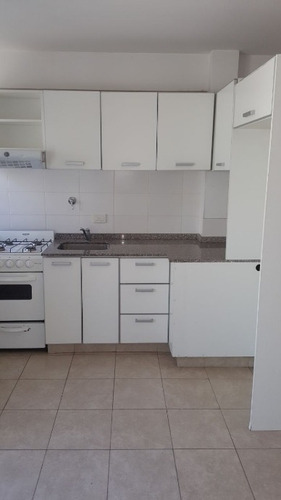 Imagen 6 de 14 de Departamento De 2 Ambientes En Venta - Moron Norte