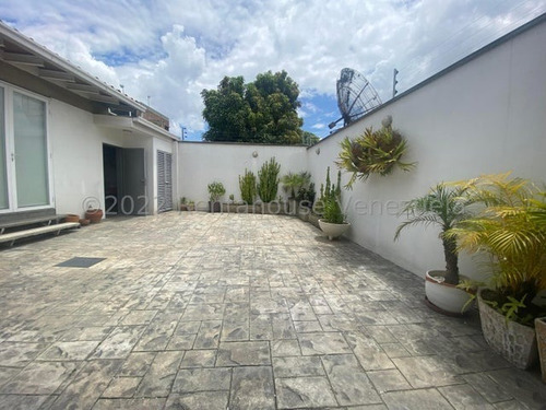 Imagen 19 de 20 de Venta De Casa En Colinas De Bello Monte Mls #23-23675