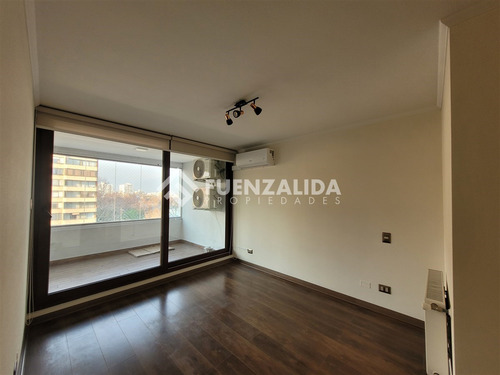 Departamento En Arriendo De 2 Dorm. En Providencia
