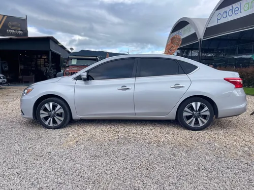 Nissan Sentra 1.8 B17 Fl Exclusive