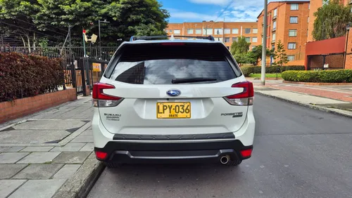 Subaru Forester 2.5 Advance Cvt