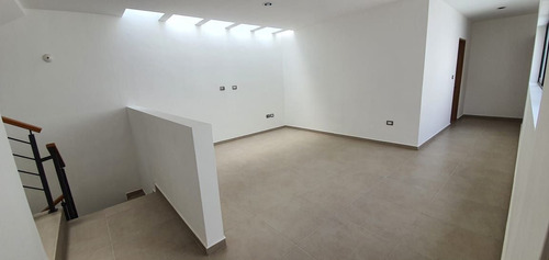 Imagen 11 de 19 de Amplia Casa En Venta En Zibatá, Querétaro