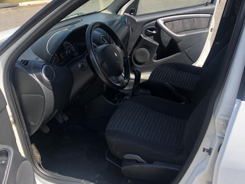 Imagem 4 de 10 de Renault Sandero Expression Hi-flex 1.6 8v 5p