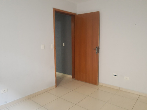 Imagem 20 de 30 de Alugo Casa Com Dois Dormitórios Capão Redondo ( Vi660 )
