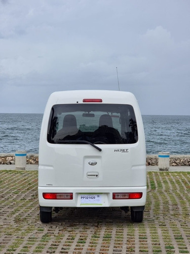 Imagen 5 de 15 de Daihatsu Hijet Carga
