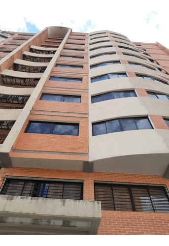 Apartamento En Resd. Jaspe, Los Mangos. Foa-1099