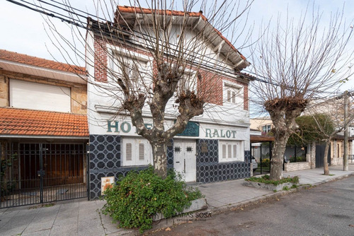 Imagen 2 de 2 de Hotel En Venta En La Perla