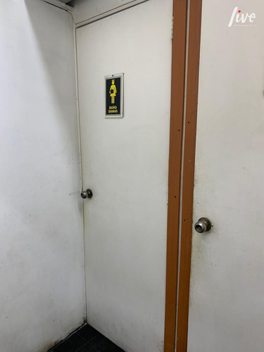 Vendo Local Comercial En Calle San Martin, Santiago Centro