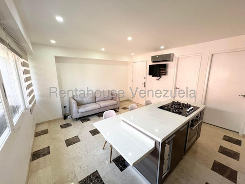 Apartamento En Alquiler En El Rosal, Totalmente Equipado