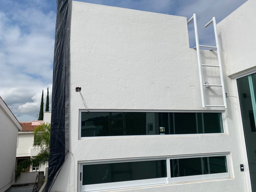 Imagen 8 de 14 de Venta Casa Real Del Bosque