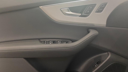 Imagen 18 de 21 de Audi Q8 Progressive 2023