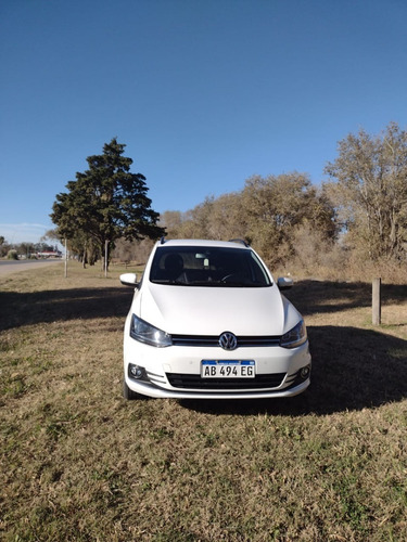 Volkswagen Suran Higline 1.6 Nafta 2017
