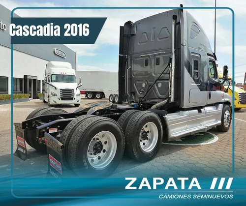 Imagen 6 de 8 de Tractocamion Seminuevo Freightliner Cascadia Camion Usado