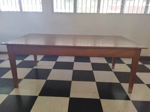 Mesa De Comedor, En Madera (Usado)