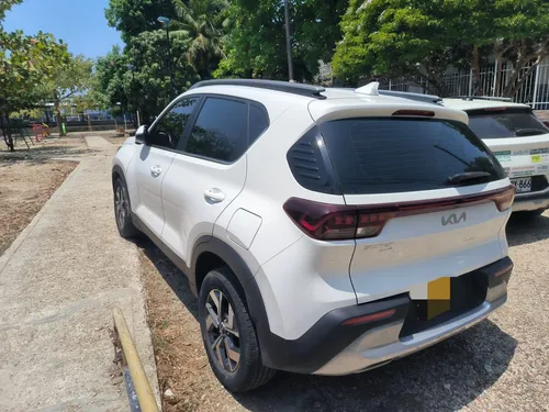 Kia Sonet 1.5 Zenith Aut