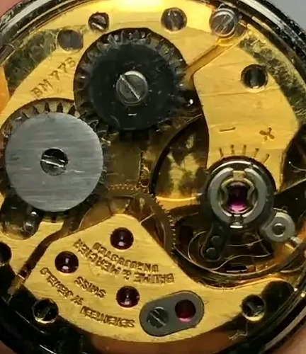 Relógio Baume Mercier Tank Em Ouro Maciço Marrom-escuro Dourado Marrom-escuro (Usado)
